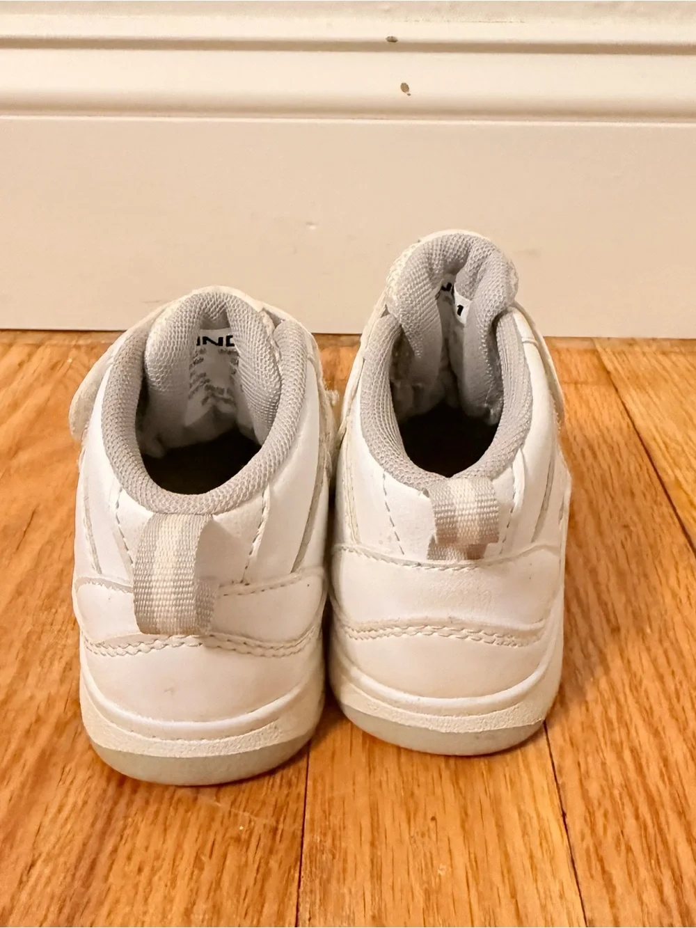 And1 White Boys Size toddler 8 High-Top Sneakers